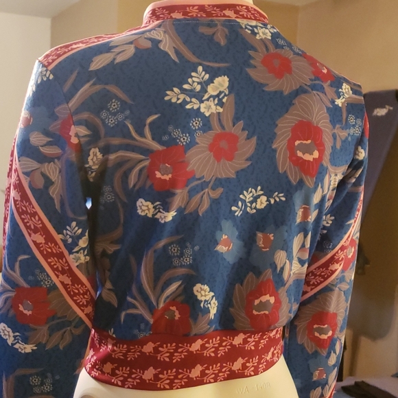 Jacket - Picture 2 of 6